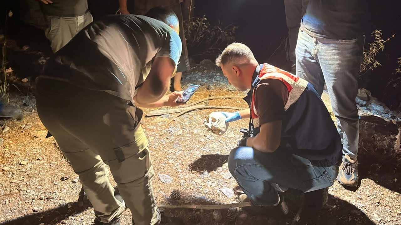 ‘Mevlide gidiyorum’ dedi, 15 aydır kayıp! Sır olayı kafatası ve takma diş aydınlatacak