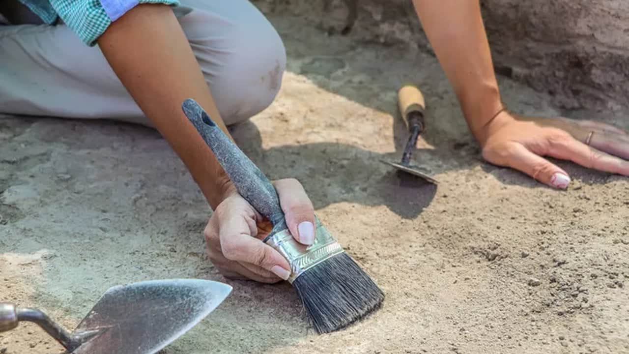 Foto - Mezarın içinden altın ayakkabı çıktı! 1500 yıllık keşif tüm dünyayı şoke etti