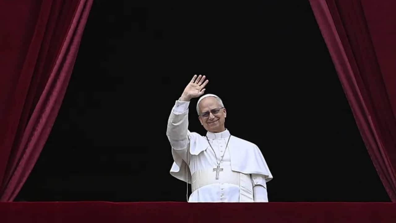 Foto - MHP'den Papa'nın ziyaretine çok sert tepki! Devlet Bahçeli senaristi arayıp 'o diziyi izleyin' dedi