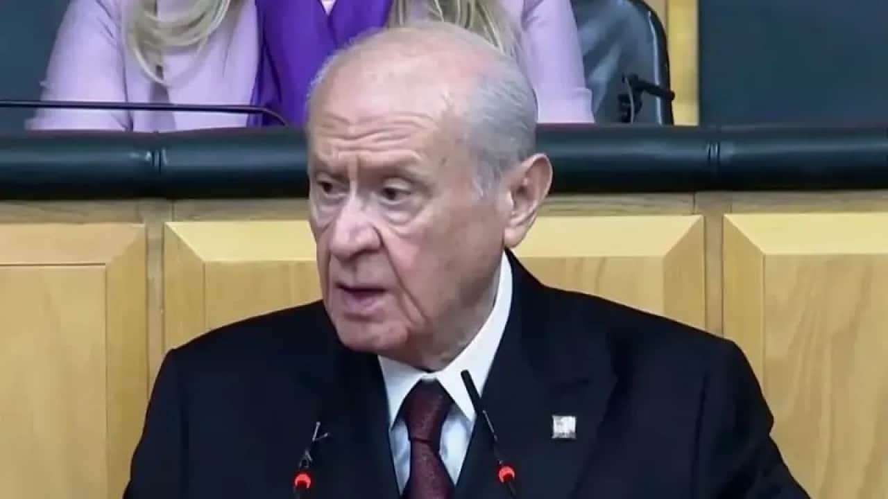 Foto - MHP'den Papa'nın ziyaretine çok sert tepki! Devlet Bahçeli senaristi arayıp 'o diziyi izleyin' dedi