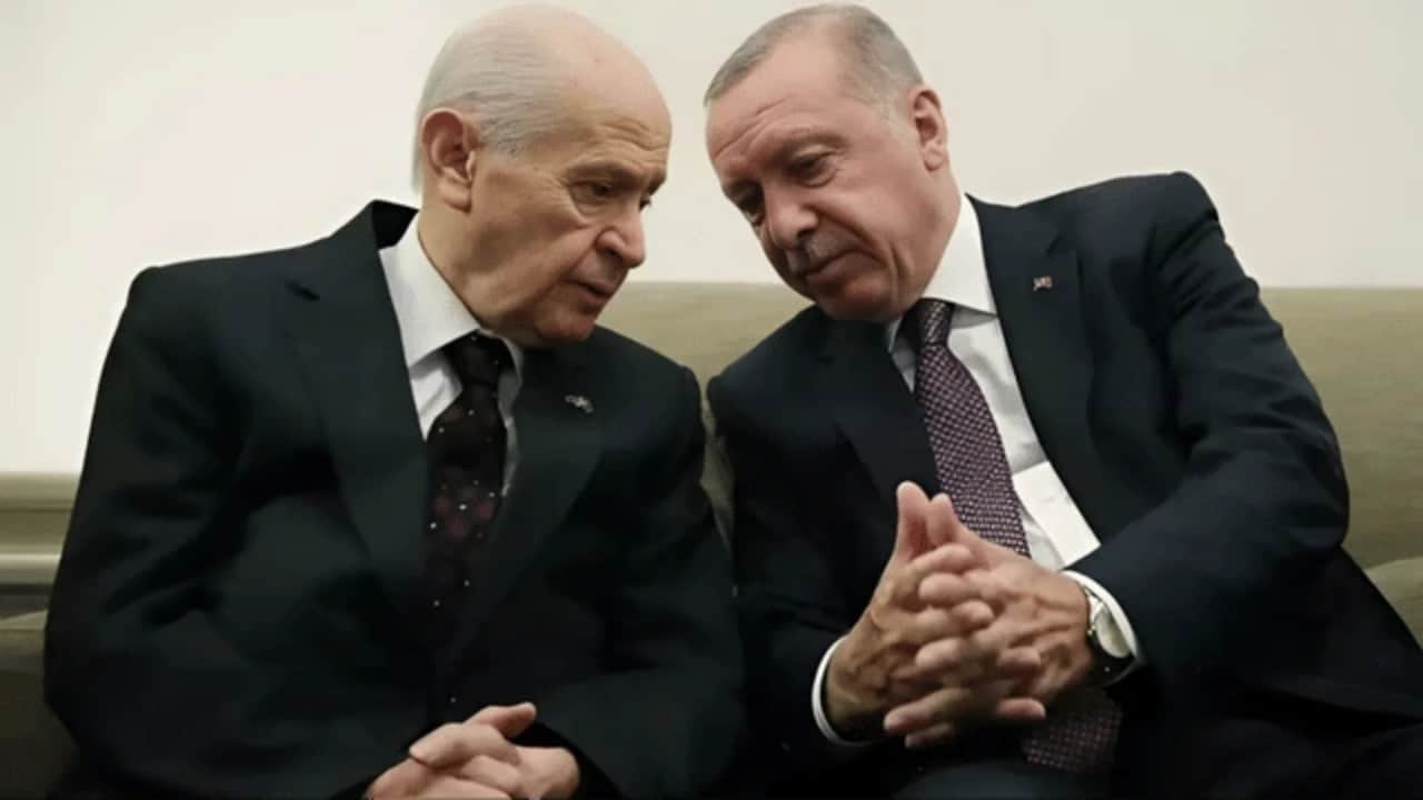 Foto - MHP’nin kuruluş yıldönümünde vefasını gösterdi! Erdoğan’dan Bahçeli’ye anlamlı hediye