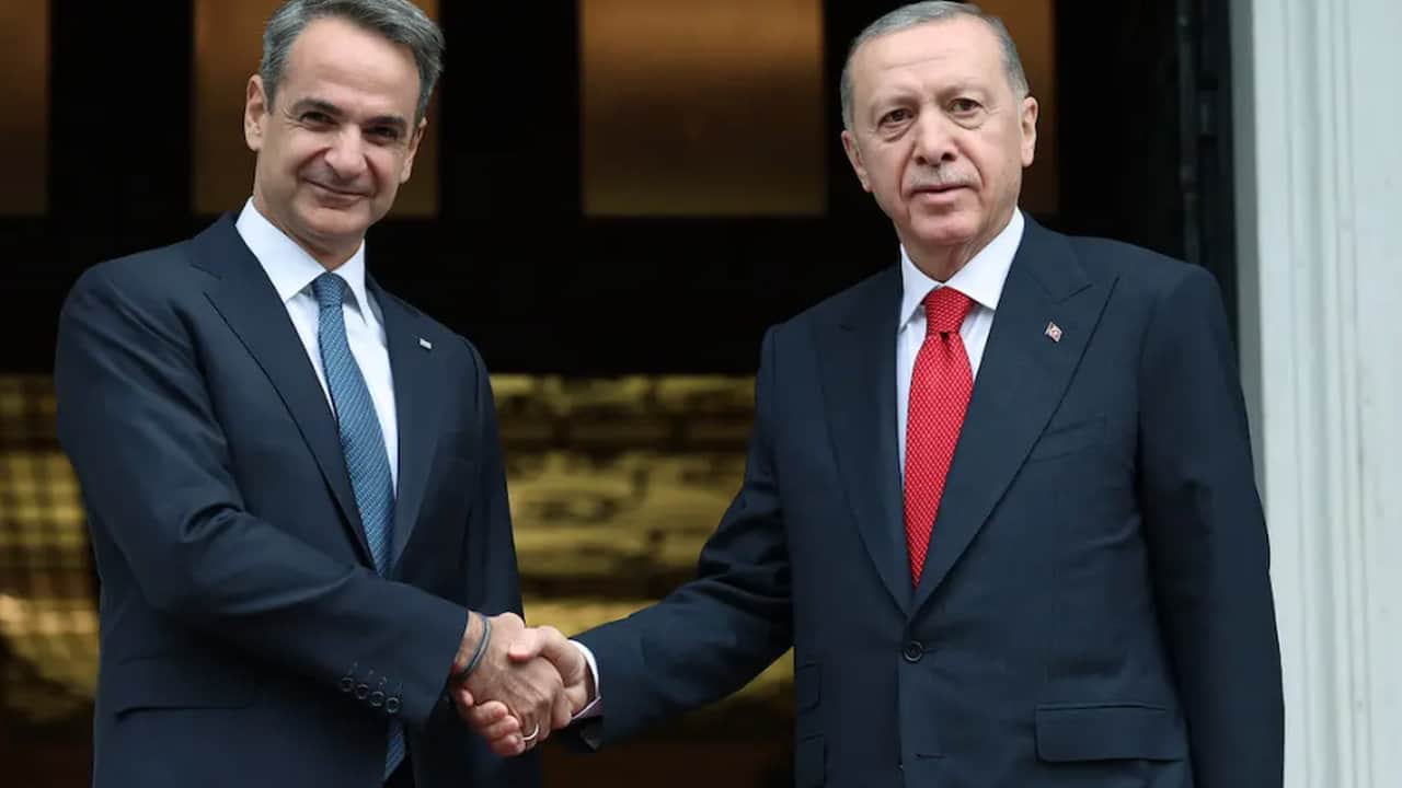 Foto - Miçotakis kaşınmaya devam ediyor! F-35 ve Rafale planı için 2030 tarihini verip Türkiye’ye meydan okudu