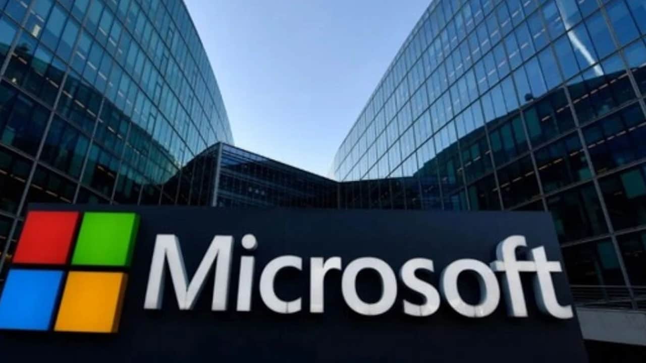 Foto - Microsoft e-posta hizmetindeki kesintinin nedenini şirket açıkladı: Küresel e-posta krizi sorun olmuştu... 