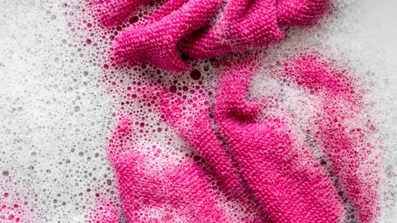 Su sıcaklığı 40 ila 60 derece: Mikrofiber bezleri temizlerken çok ama çok dikkat edin 