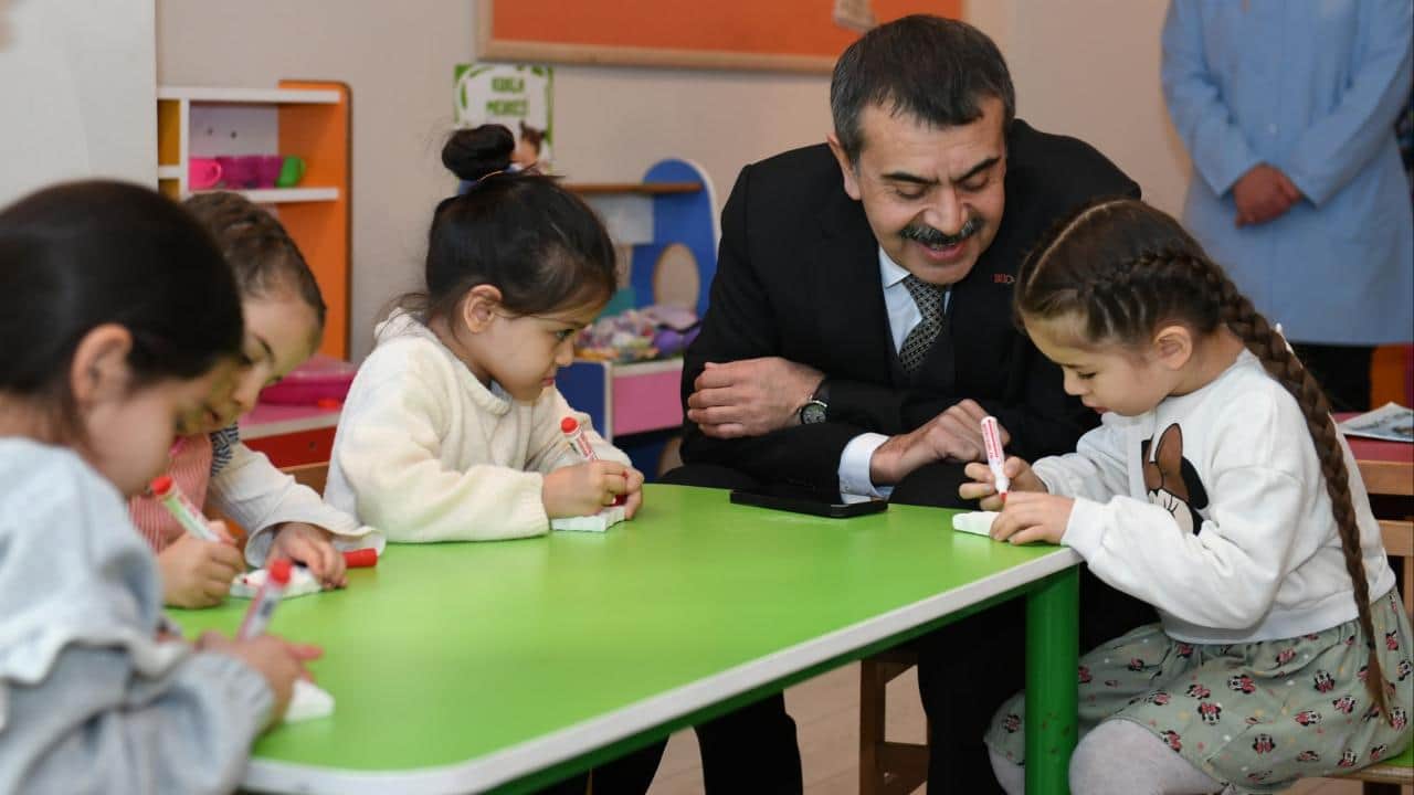 Foto - Milli Eğitim Bakanı Tekin'den yeni eğitim öğretim yılı mesajı: 'Yetkin ve erdemli insan' anlayışı eğitime bakışımızın istikametini tayin ediyor
