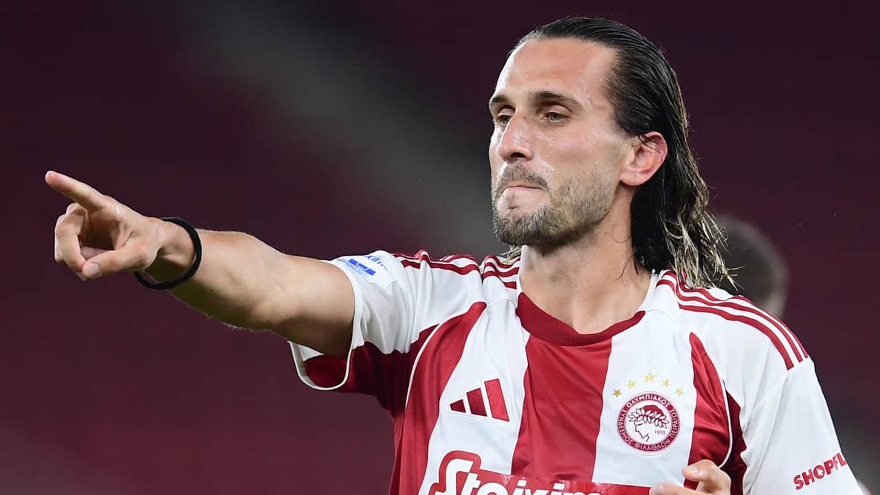 Foto - Milli futbolcu Yusuf Yazıcı’dan Olympiakos kararı