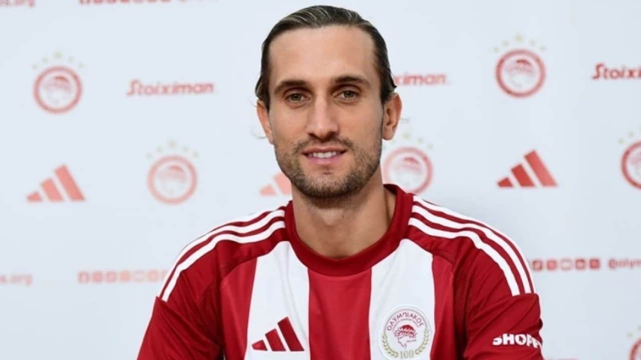 Foto - Milli futbolcu Yusuf Yazıcı’dan Olympiakos kararı