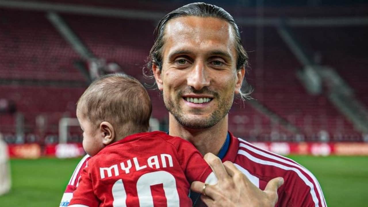 Foto - Milli futbolcu Yusuf Yazıcı’dan Olympiakos kararı