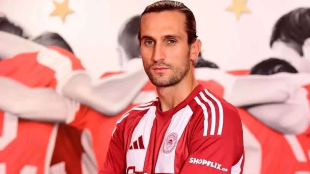 Foto - Milli futbolcu Yusuf Yazıcı’dan Olympiakos kararı