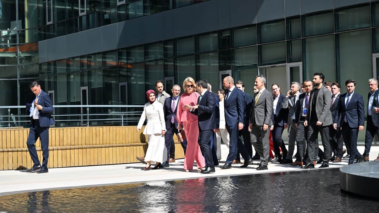 Foto - Milli Siha'ları inceledi... Belçika Kraliçesi Mathilde Baykar'ı ziyaret etti...