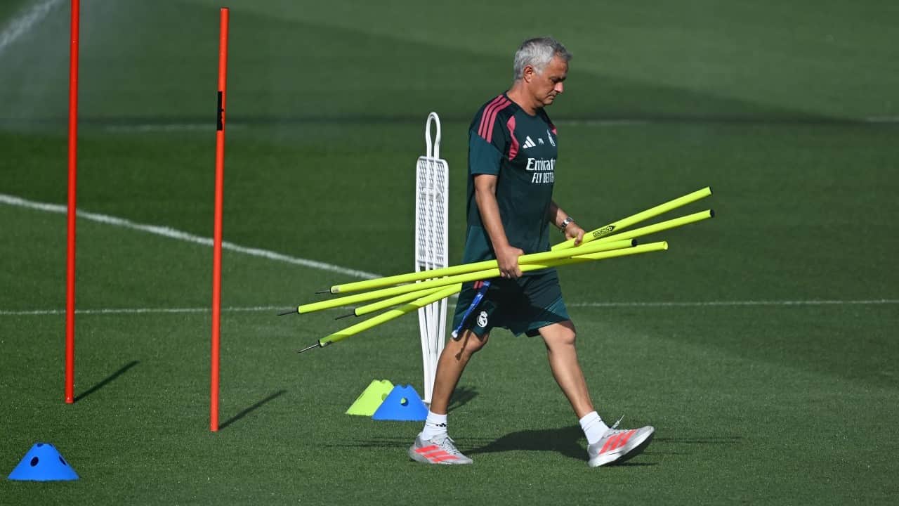 Foto - Milli yıldızımız Arda Güler, Şampiyonlar Ligi'nde yok! Mourinho 'Kusura bakma' deyip yine çaktı!