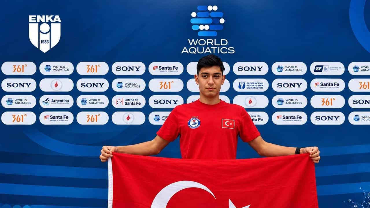 Milli yüzücü İbrahim Burhan, bronz madalya kazandı