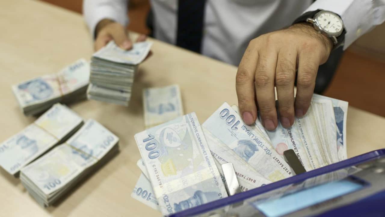 Milyonlarca emekliye bayram müjdesi: 4 bin liralık ikramiye ödemeleri başladı