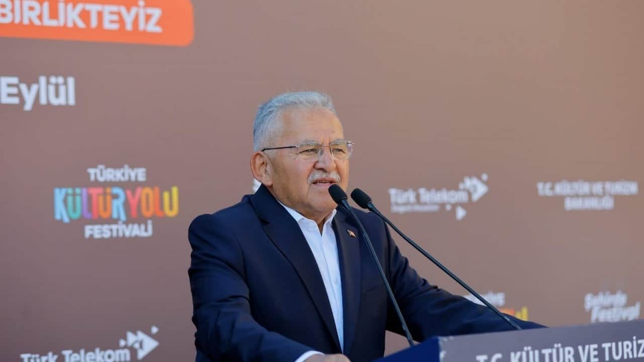 Foto - Milyonlarca kişi takip etti: Kayseri Belediye Başkanı Büyükkılıç'tan Ersoy'a teşekkür