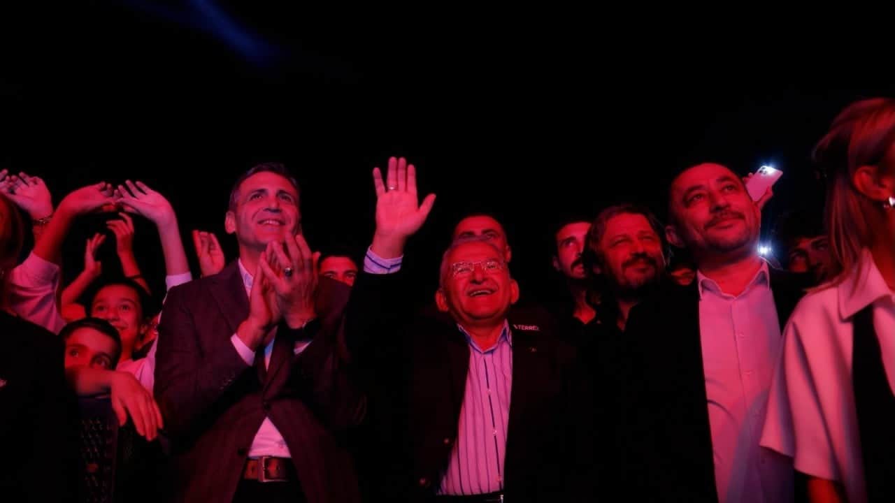 Foto - Milyonlarca kişi takip etti: Kayseri Belediye Başkanı Büyükkılıç'tan Ersoy'a teşekkür