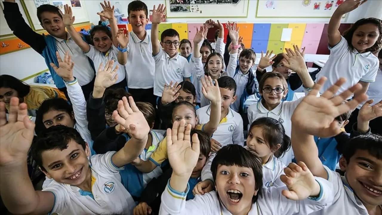 Foto - Milyonlarca öğrencinin beklediği 'ara tatil' haberi geldi: Bakan flaş gelişmeyi Türkiye'ye duyurdu