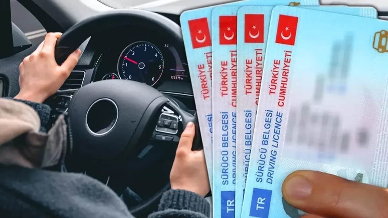 Foto - Milyonlarca sürücüye büyük kolaylık geliyor! Ehliyetlerde kritik şart kaldırılıyor
