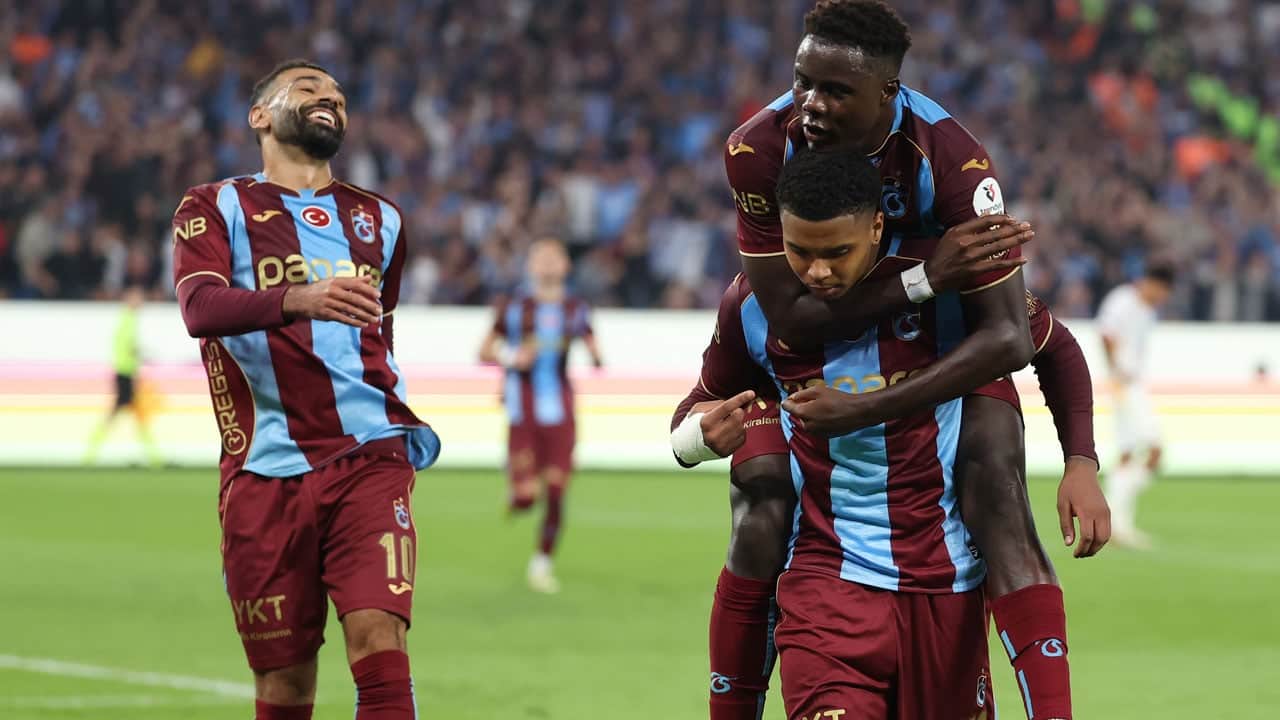 Foto - Mısırlı yıldız tarihe geçti: Salah fırtınasına bir de böyle bakın!