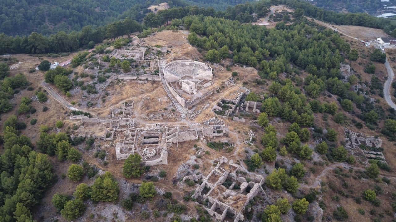 MÖ 7. yüzyılda yapılmıştı! Antalya'daki antik kentte kazılara yeniden başlanacak