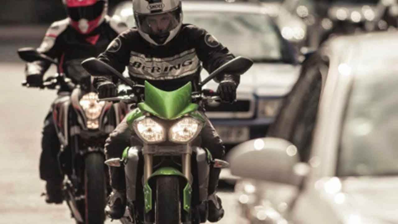 Motosiklet kullananlar dikkat! Bakan duyurdu: Amaç ceza yazmak değil