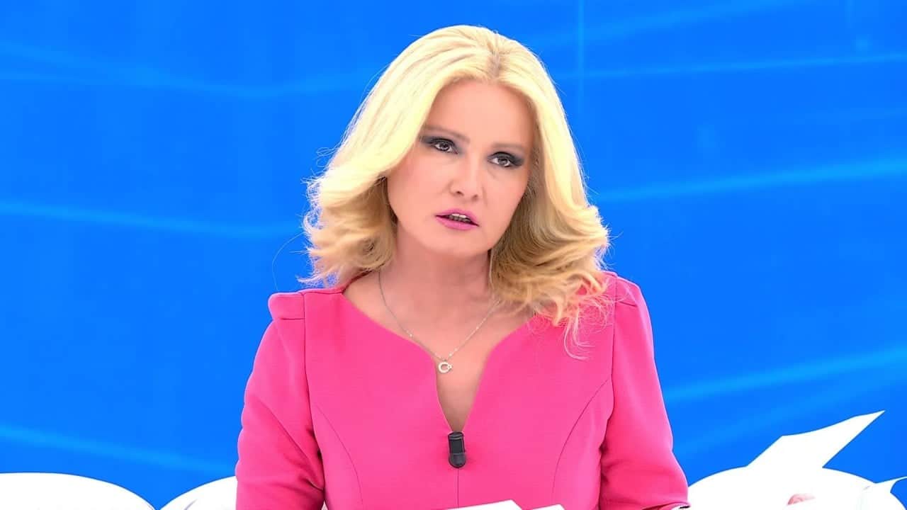 Müge Anlı 'Ettehiyyatü'yü okumayı bilmiyorlar' diyerek çıkıştı: Hükümet keşke şunlara savaş açsa