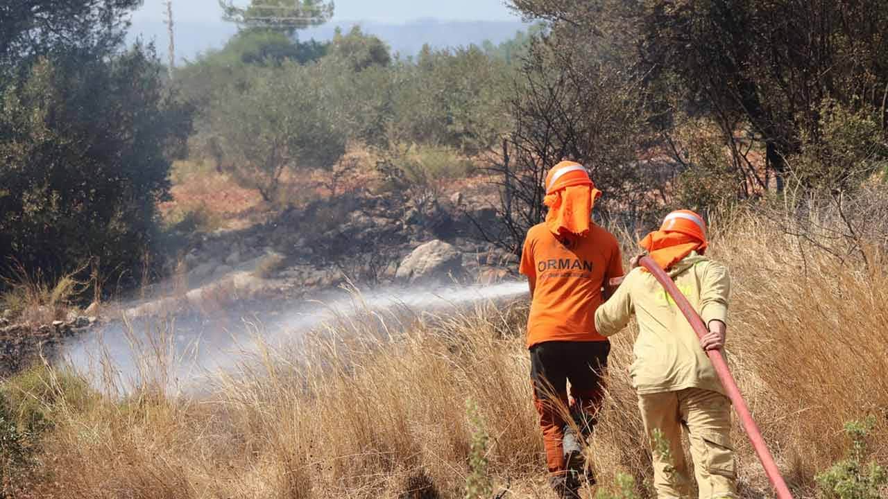 Foto - Muğla ve Antalya’daki yangından yeni görüntüler: Dumanlar gökyüzünü kapladı