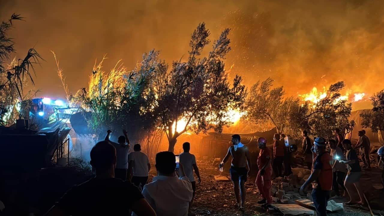 Foto - Muğla’da 10 orman yangını! Çok sayıda kişi tahliye edildi