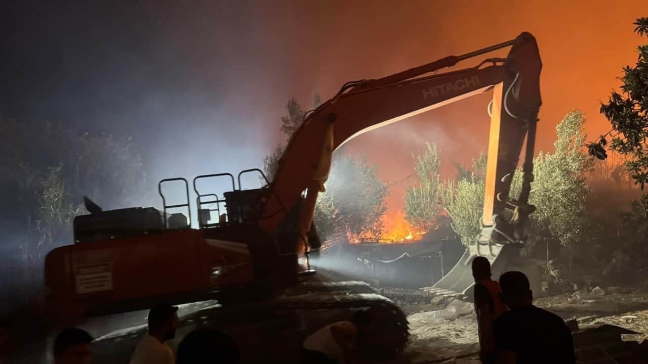 Foto - Muğla’da 10 orman yangını! Çok sayıda kişi tahliye edildi