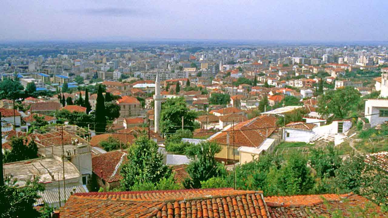 Foto - Mülklerin çok ucuza gittiğini savunan valiye iftira atıp şikayet ettiler: Vali görevden alındı