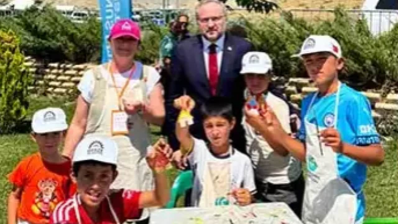 Muş'ta 955. yıl dönümü etkinlikleri Malazgirt Zaferi için mehterli, dualı açılış