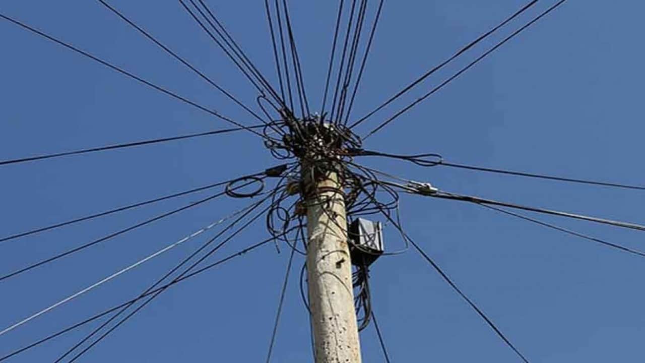 Foto - Namuslu vatandaşlar tasarruf yapmanın yollarını ararken kaçak elektrik kullananlardan büyük arsızlık