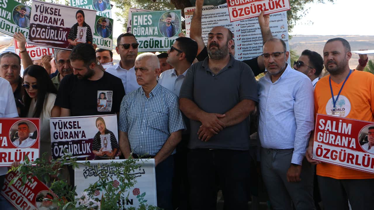 Foto - Narin Güran mezarı başında anıldı! Baba Güran: Doğru birdir!