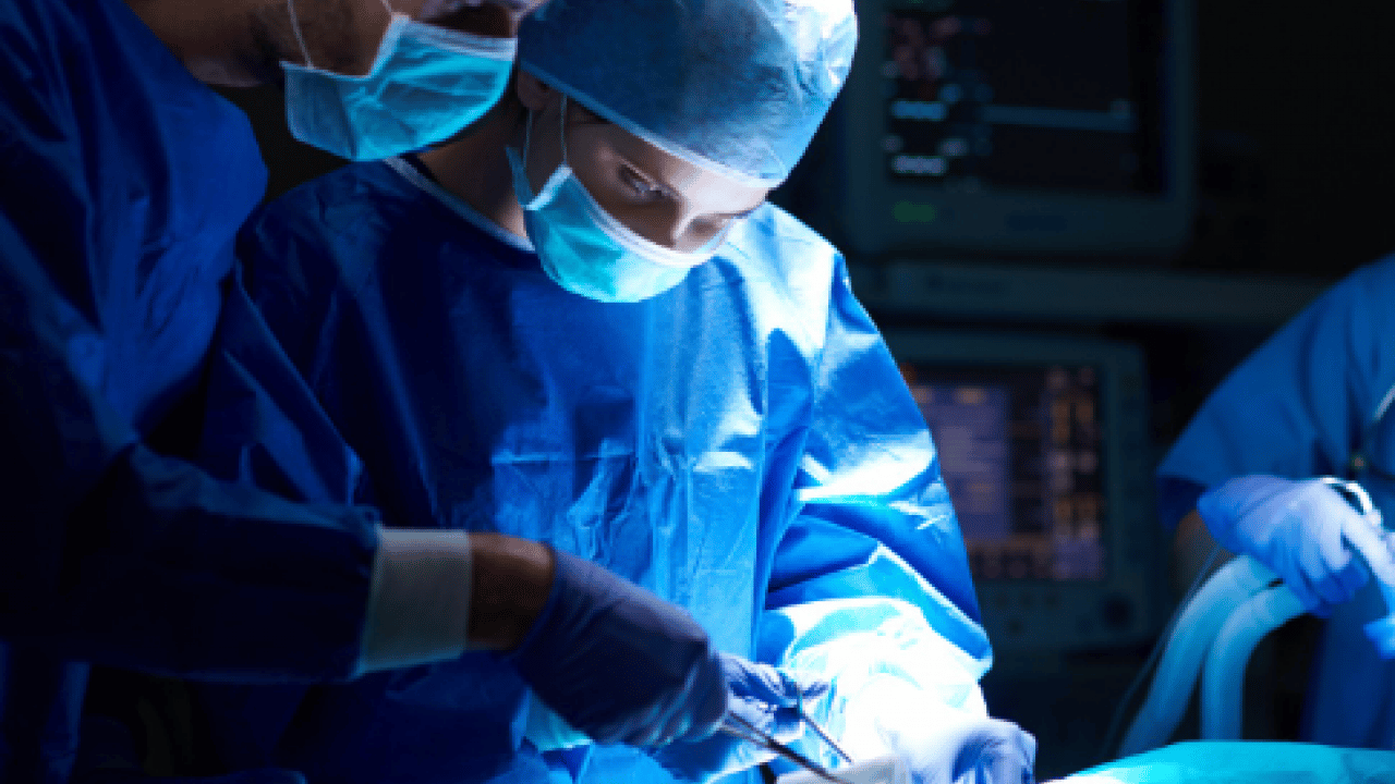 Foto - Narkozdan uyandı, hayatının şokunu yaşadı! Doktor yanlış kulağını ameliyat etti