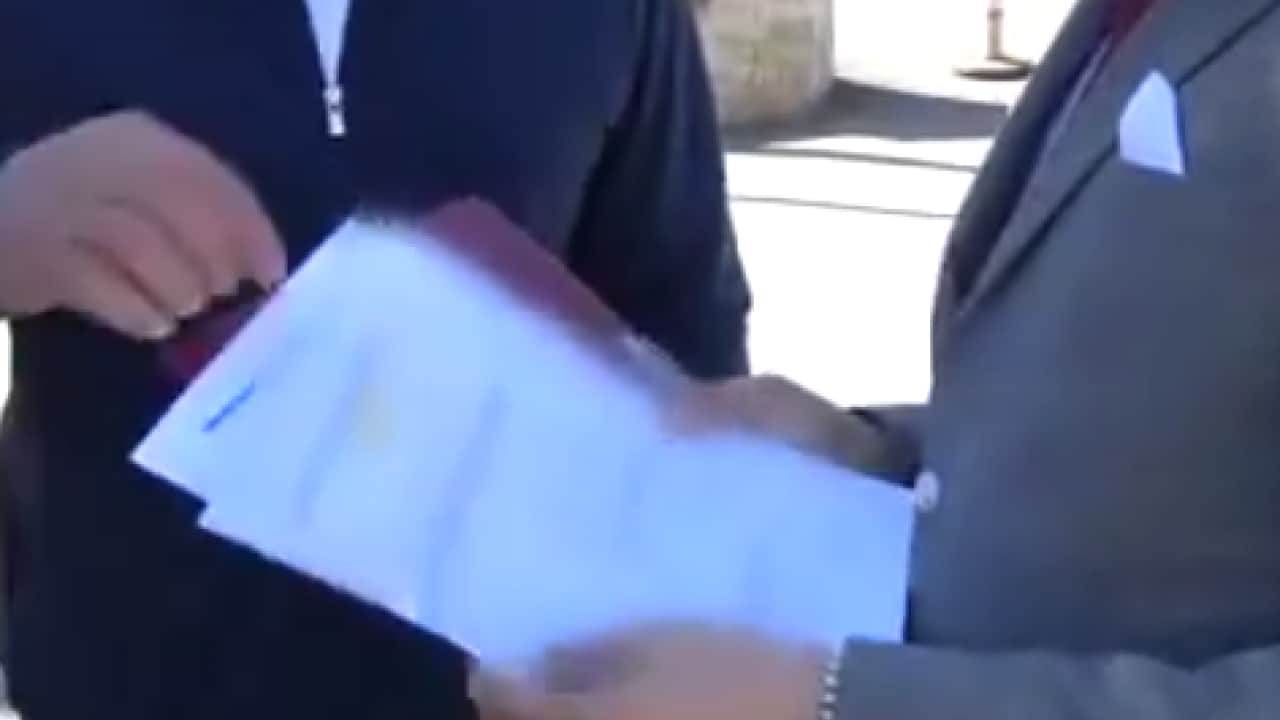 Foto - Narkozdan uyandı, hayatının şokunu yaşadı! Doktor yanlış kulağını ameliyat etti
