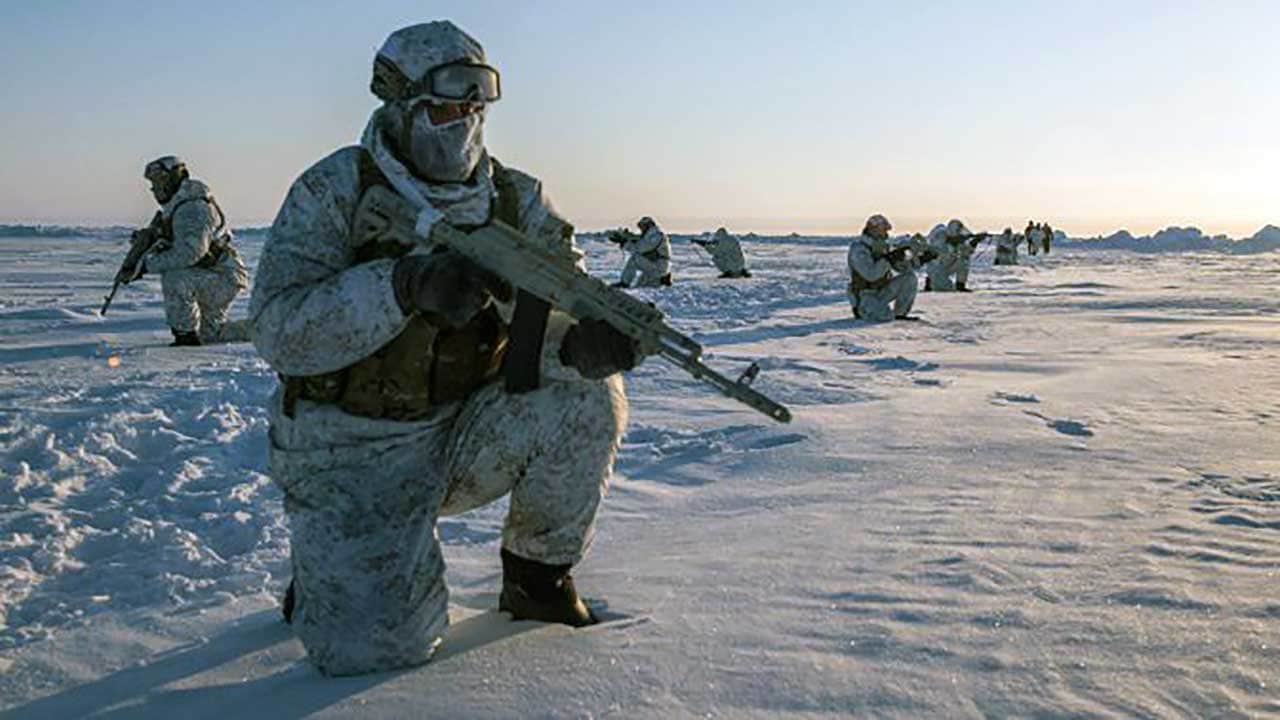 Foto - NATO komutanı petrol ve maden dolu bölgeye dikkat çekti! Rusya ve Çin uyarısında bulundu