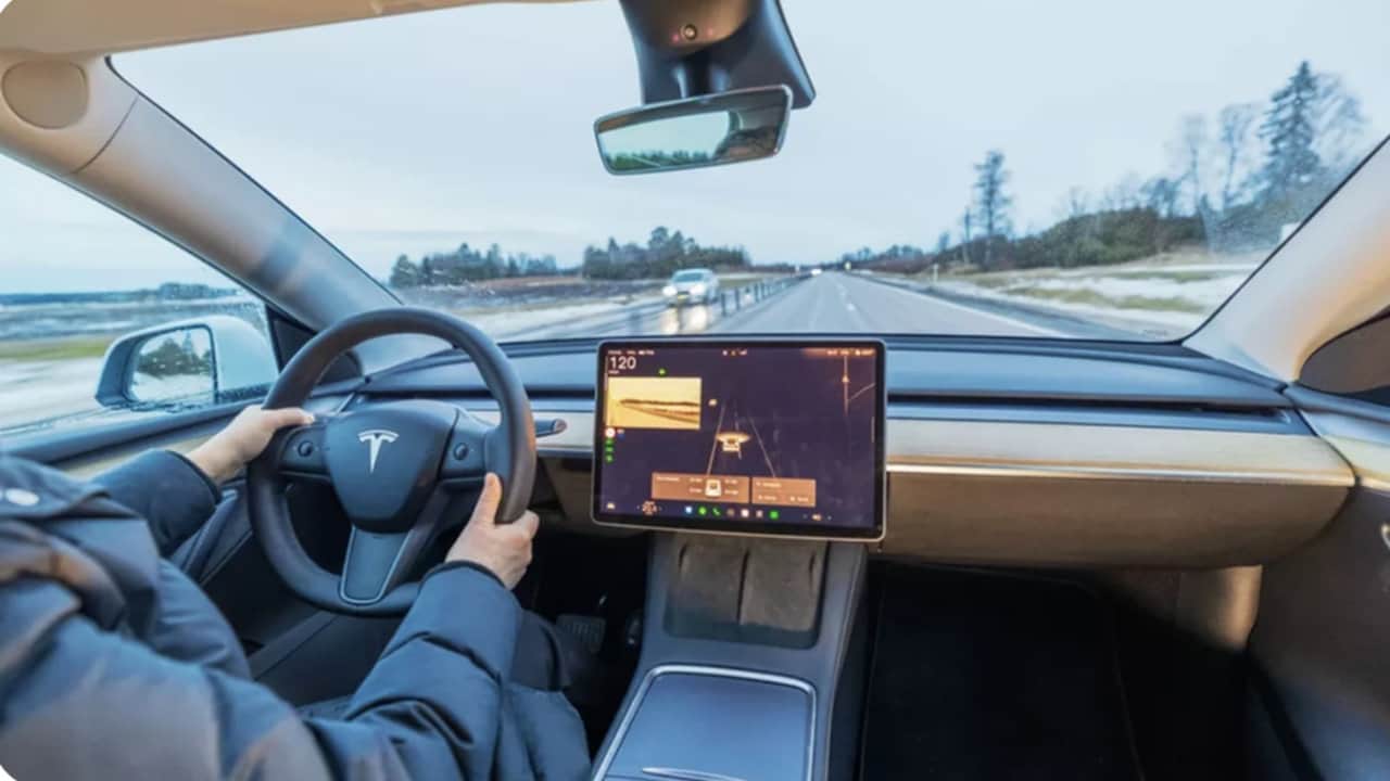 Foto - Ne olduğunu bile anlayamadılar! Tesla dahil 11 otomotiv devine büyük şok