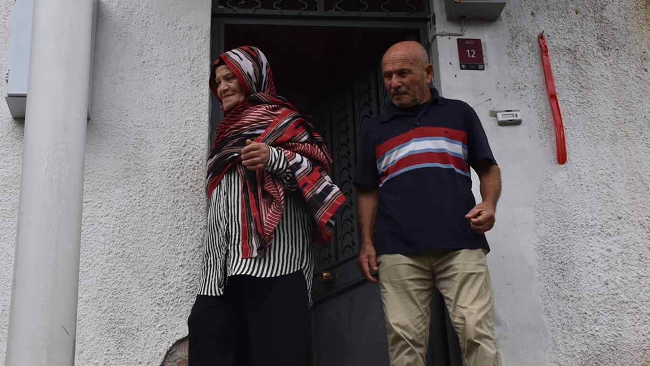 Foto - Ne umdular ne buldular: Salah Türkiye’ye onlar umreye