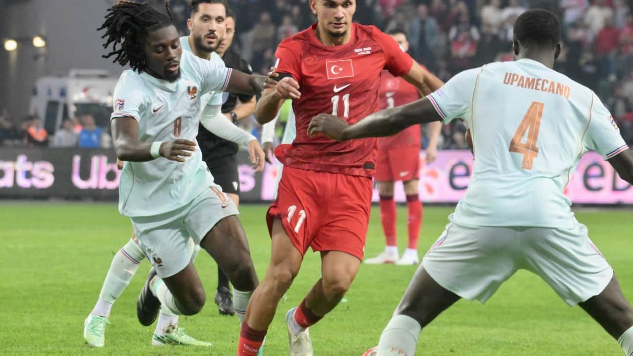 Foto - Neden forvet yetiştiremiyoruz? 'Sahanın her yerinde üçgenler yapabilen' bir takım değiliz...