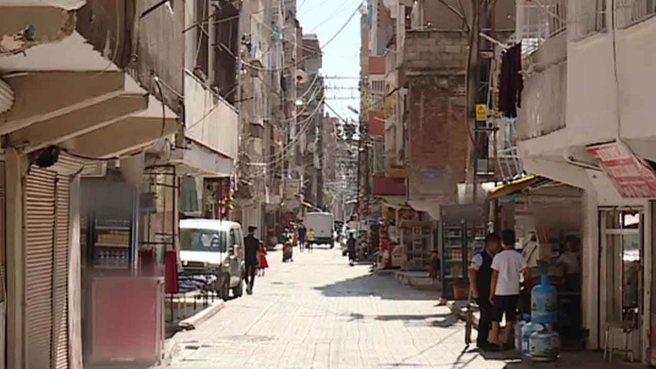 Foto - Neler oluyor: Amerikalı yetkililer Diyarbakır'da kapı kapı dolaşıp Erdoğan'la ilgili o bilgiye ulaşmaya çalıştı