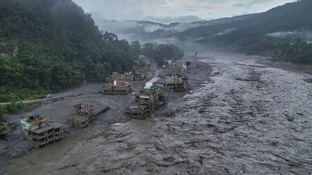 Foto - Nepal’de felaket yaşanmıştı! Bilim insanları dünyadaki buzulların akıbetini tek tek gösterdi