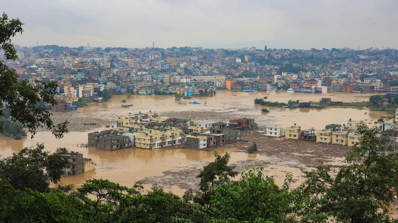 Foto - Nepal’de felaketin boyutu ortaya çıktı! Selin ardından 2,2 milyon ton enkaz kaldı