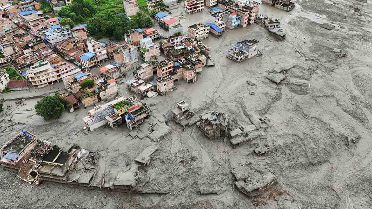 Nepal’de sel felaketi: Can kaybı 469’a yükseldi