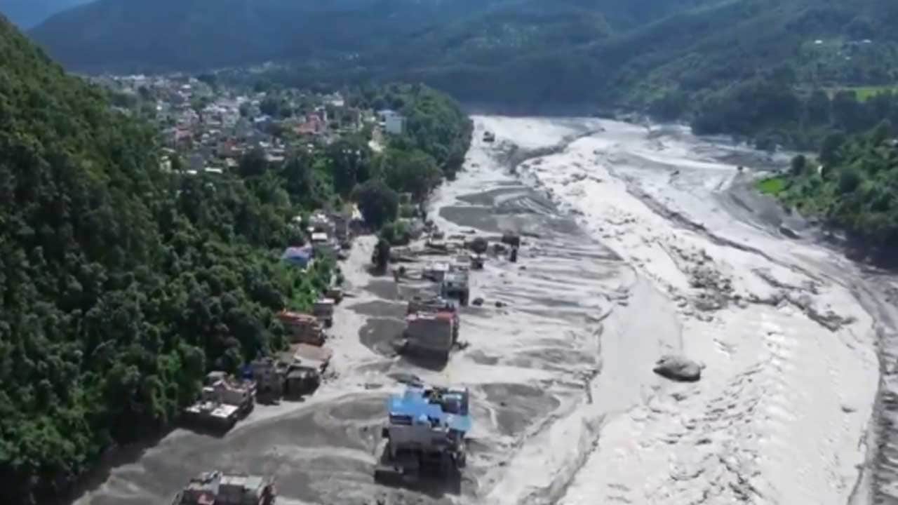 Foto - Nepal'deki sel felaketinde bilanço ağırlaşıyor! Ölü sayısı yükseldi