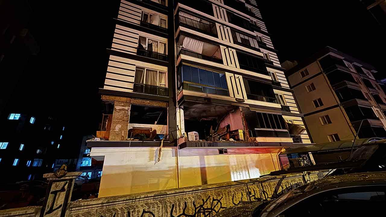 Foto - Niğde'de korkutan patlama! Çok sayıda yaralı var