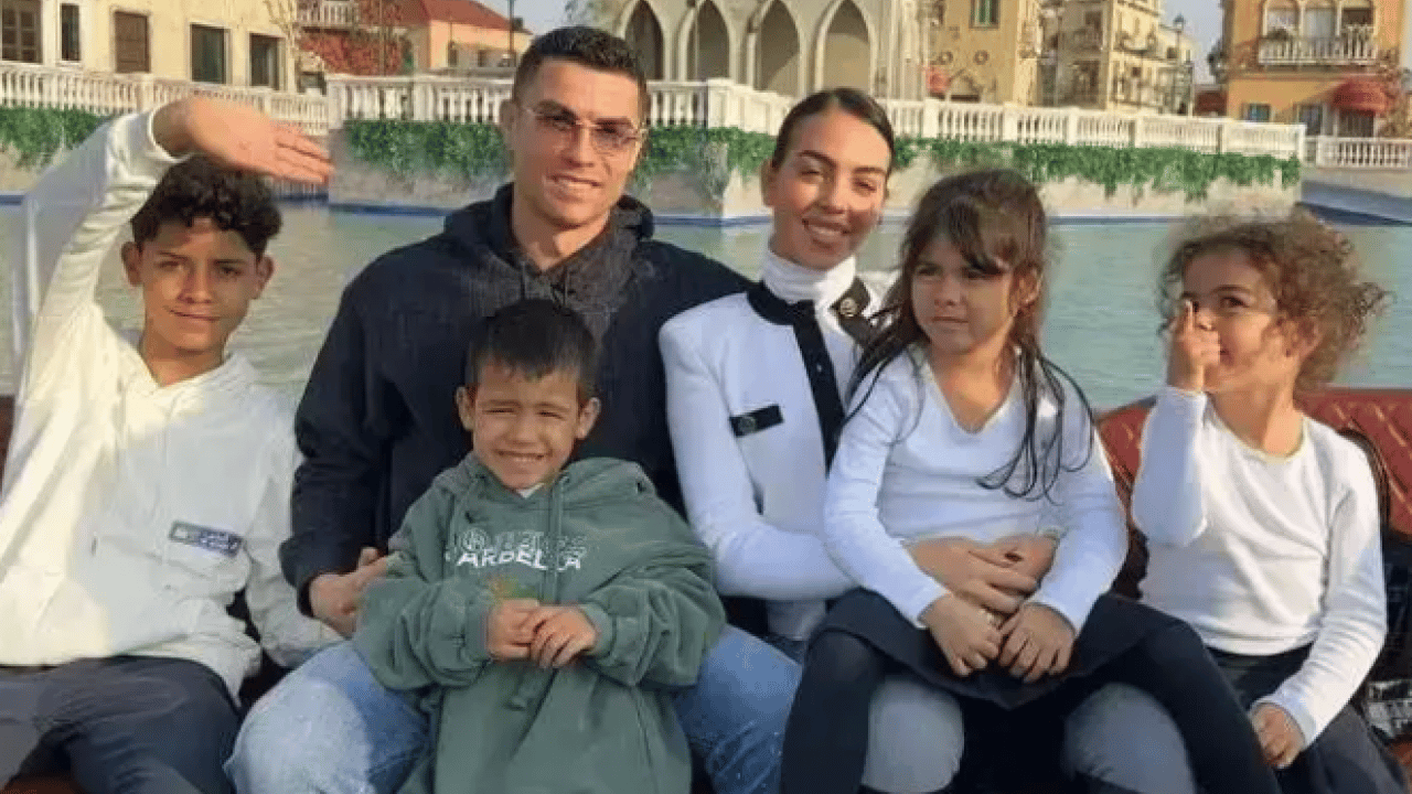 Foto - Nikah sonrası zaman kaybetmedi: Ronaldo'nun çocukları için harekete geçti!