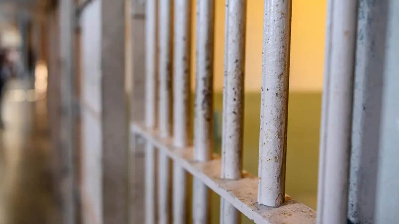 Norveç ülkesinde gardiyanlar silah taşımıyor: Dünyanın en ilginç 7 hapishane kuralı