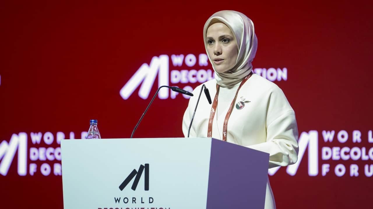 Foto - NUN Eğitim ve Kültür Vakfı Yönetim Kurulu Başkanı Esra Albayrak, 'World Decolonization Forum'da konuştu