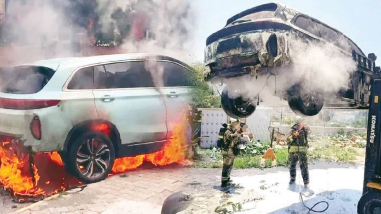 Foto - O otomobil saatli bomba gibi: Yedi ayda dokuzuncu yangın!