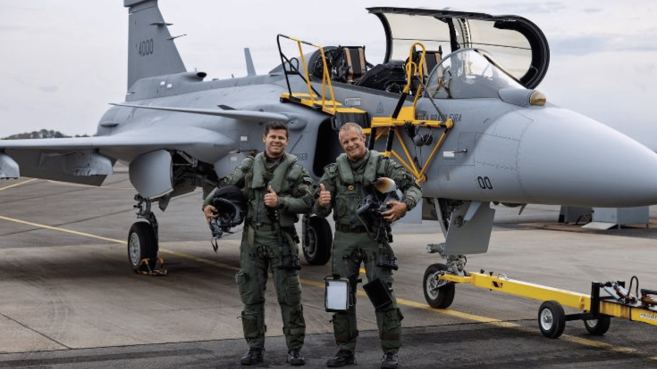 Foto - O uçuşları artık yapıyorlar: Çift Kişilik Gripen F İlk Kez Havalandı: Saab resmen duyurdu