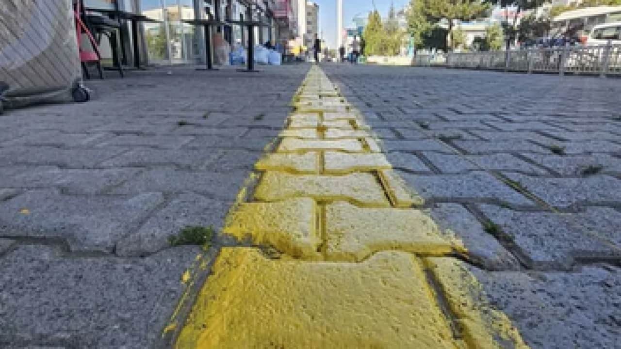 Foto - Obsesif kompulsif bozukluk... Kaldırım çizgisine basmamak sadece bir oyun olmayabilir